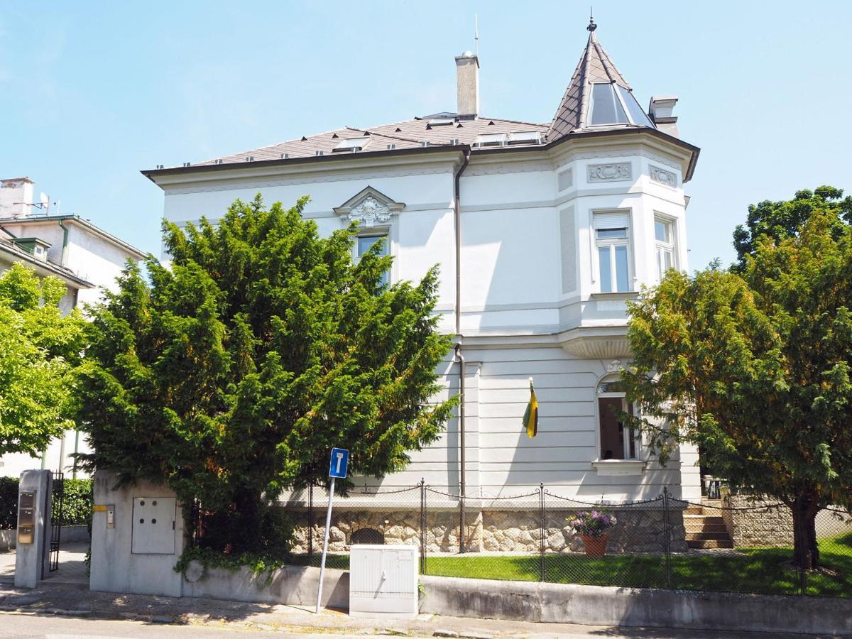 Vynimocny Apartman V Staromestskej Vile S Vyhladom Na Hrad Bratislava Exterior foto